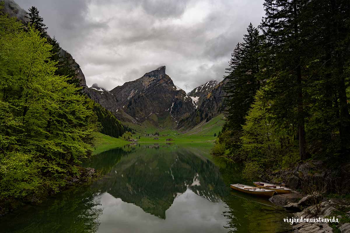 ruta por Suiza en 7 días Seealpsee-lago-que-ver-en-Suiza