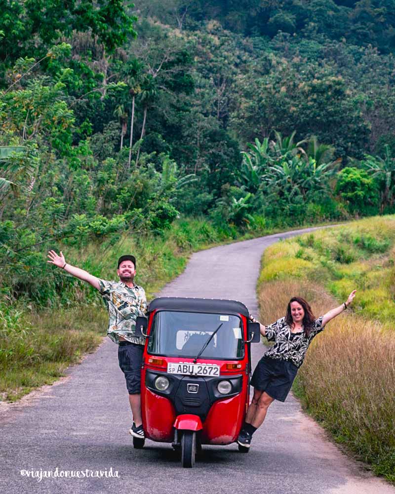 sri lanka en tuk tuk