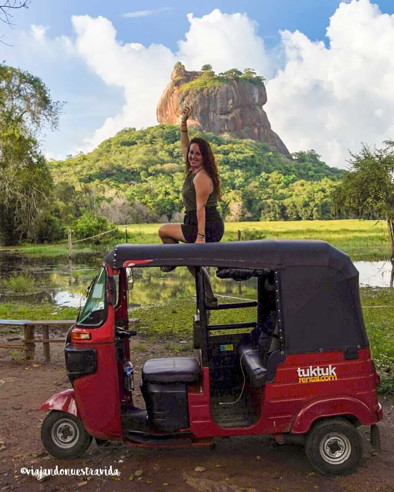 sri lanka en tuk tuk