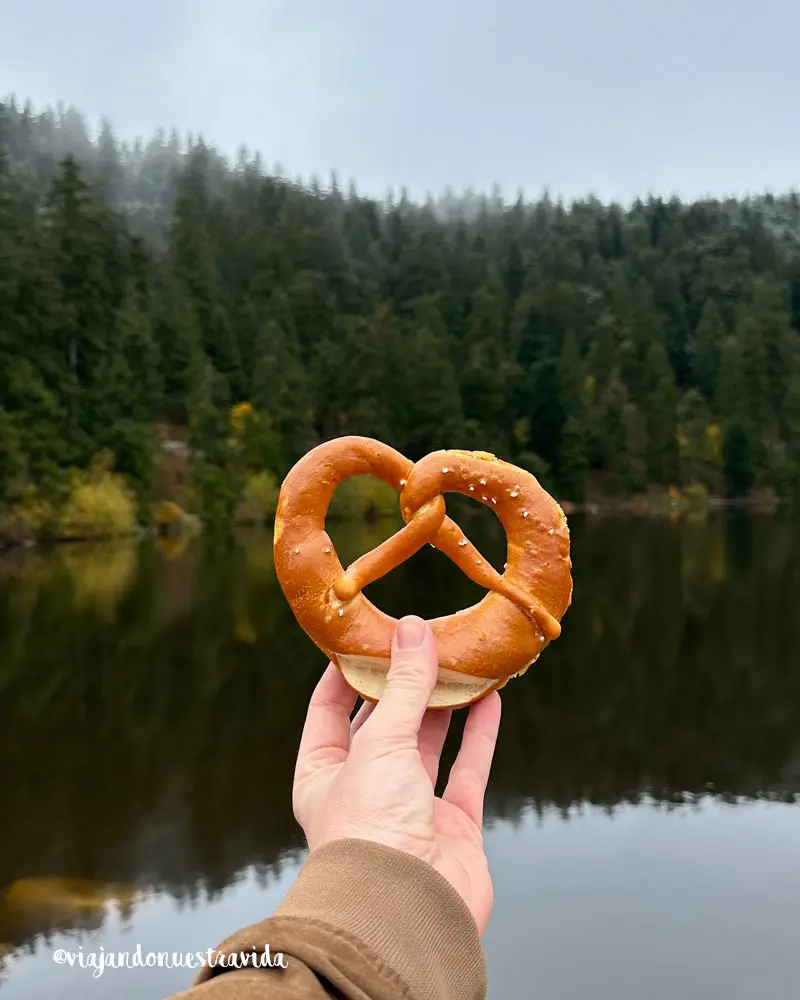 bretzel y tarta selva negra